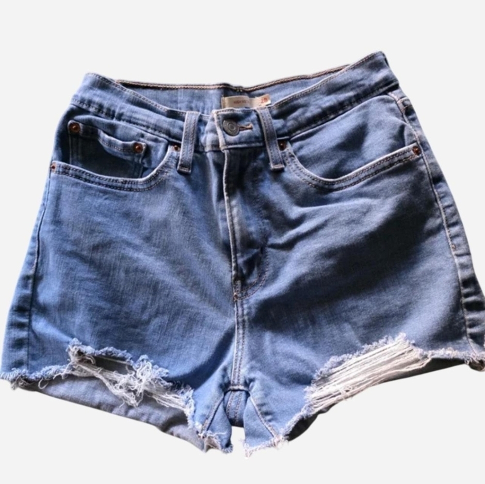 Levi's | distressed cut off blue denim high rise shorts. 28